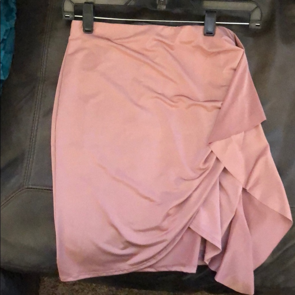 SATIN BLUSH PINK SKIRT